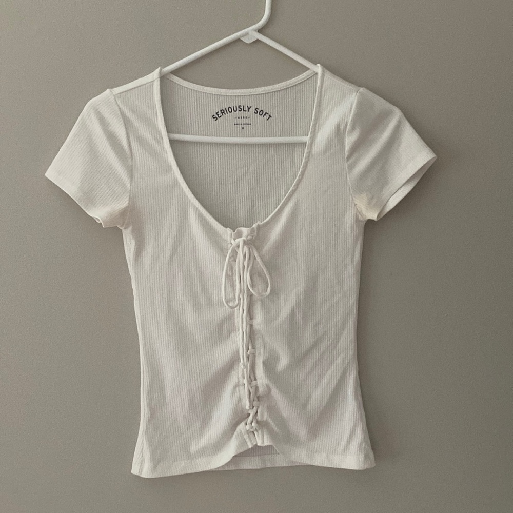 White Tshirt